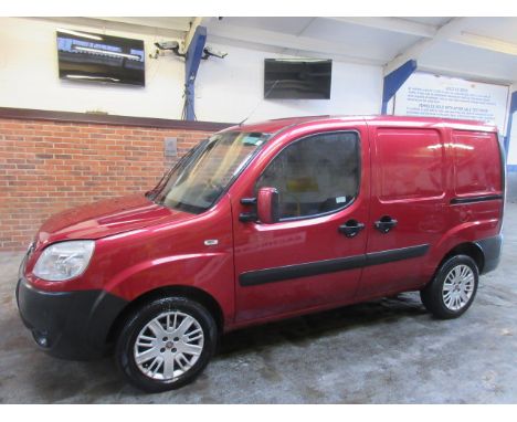 Make &amp; Model: Fiat Doblo Cargo M-Jet SXDate of Reg: LM58 SCXColour: Redcc: 1248MoT: 18-12-2021Fuel Type: DIESELMileage: 1