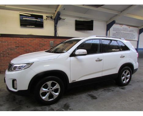 Make &amp; Model: Kia Sorrento KX2 CRDIDate of Reg: YX13 WKAColour: Whitecc: 2199MoT: 31-01-2021Fuel Type: DIESELMileage: 100