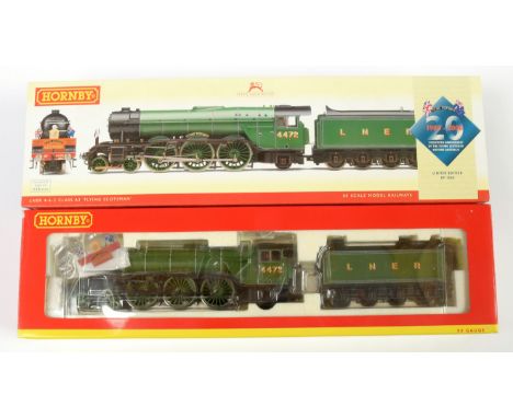 Hornby (China) R2687 (limited edition) 4-6-2 LNER apple green A3 Class Loco No.4472 "Flying Scotsman" complete with certifica