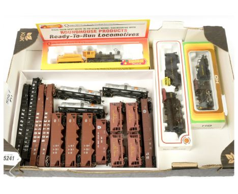 HO North American Outline Locos and Rolling Stock comprising Bachmann 56514 2-6-0 Pennsylvania Railroad Mogul Loco No.3233, R