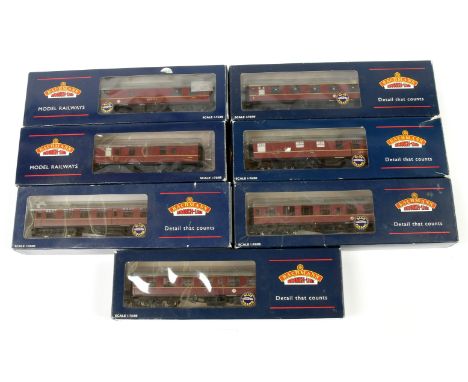 Bachmann OO Gauge BR maroon Mk.1 Passenger Coaches comprising 39-051 Open 2nd, 39-076 Brake 2nd, 2 x Corridor 1st (39-151 and