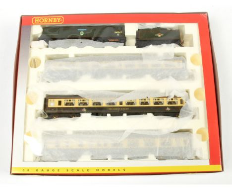 Hornby (China) R2308M (limited edition) "The Excalibur Express" Train pack containing 4-6-2 BR green un-rebuilt Battle of Bri