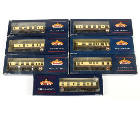 Bachmann OO Gauge BR brown and cream Mk.1 Passenger Coaches comprising 39-054A 2nd Open, 39-079 Brake 2nd, 39-029A 2nd Class,