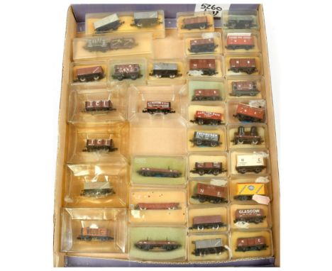 N Gauge Goods Wagons by various manufacturers including Peco, Graham Farish (by Bachmann), Lima and others to include 9 x Pri