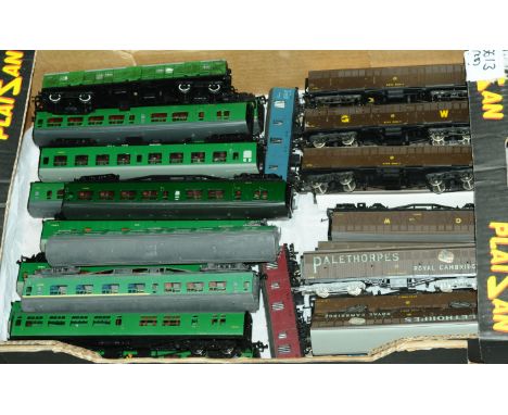 Bachmann / Lima and other commercial manufacturers large group of Passenger and Goods Rolling Stock consisting of Bachmann BR