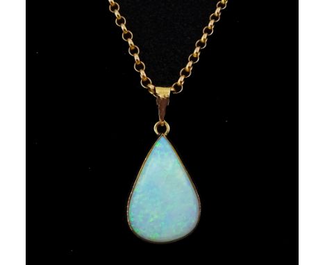 9ct gold pear shaped opal pendant necklaceCondition Report:Pendant approx 2.2gm, length = 2.8cm, hairline cracks to top surfa