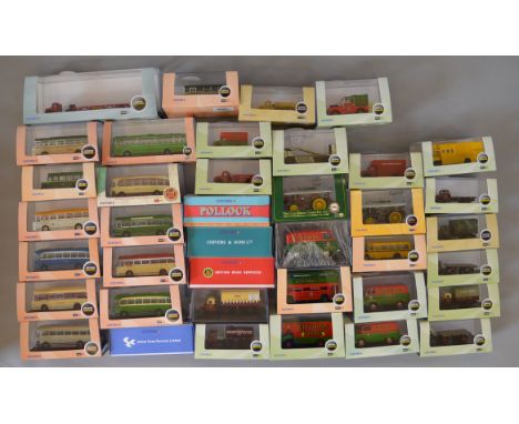 A mixed lot of boxed Oxford diecast model vehicles in various scales, including a number of Oxford Omnibus models in 1:76 sca