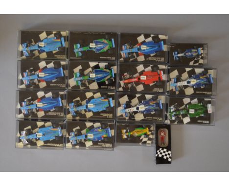 Thirteen boxed Minchamps Paul's Model Art diecast model F1 Racing Cars in 1:43 scale together with two boxed cars from the 1: