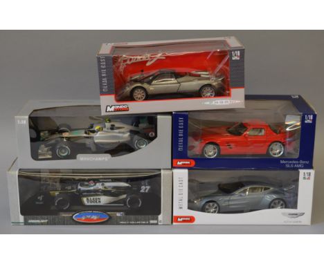 Five boxed 1:18 scale diecast model cars by Mondo Motors and Greenlight, also including a Minichamps Mercedes GP Petronas Nic