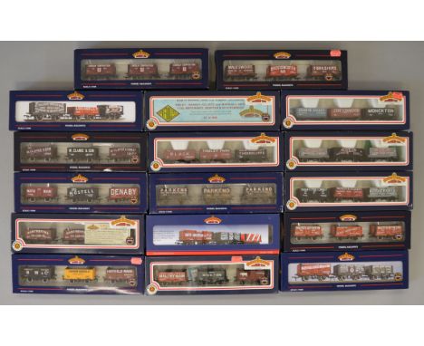 OO Gauge. Bachmann. 17 x triple private owner wagon packs, including Ltd Edition / Exclusive packs. All VG boxed.