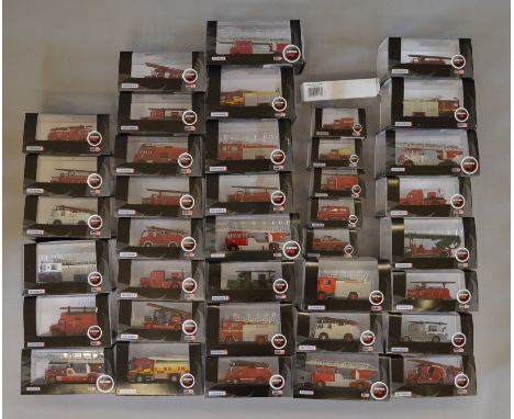 A quantity of boxed Oxford diecast model fire appliances and other fire related vehicles in 1:76 scale. All appear G+ in G/G+