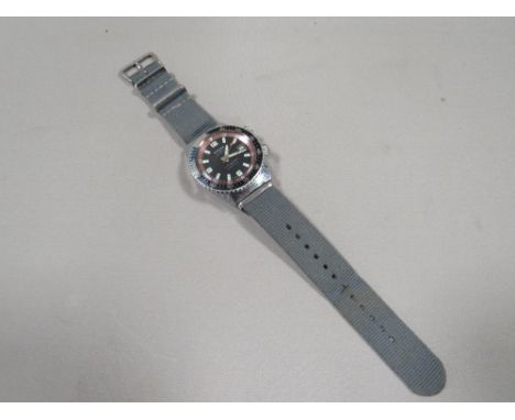 A Mens vintage Sicura by Breitling 23 jewels divers wristwatch 