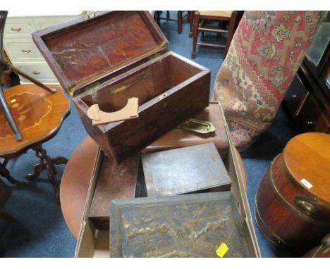 A tray of treen to include an Oriental style tea caddy 