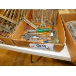 Pliers/wrenches.