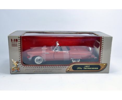 Road Signature 1/18 1957 Ford Thunderbird. M in Box.