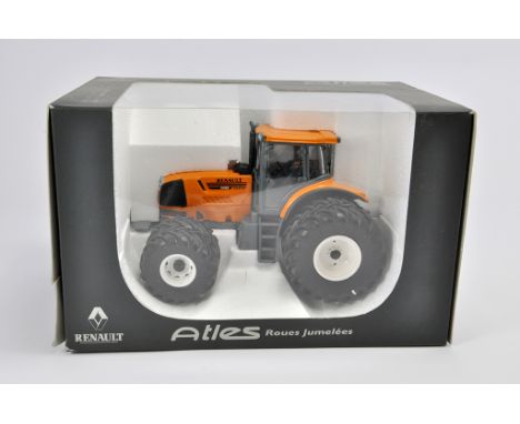 Universal Hobbies 1/32 Renault Atles 936RZ on Double Wheels Tractor. M in E Box.