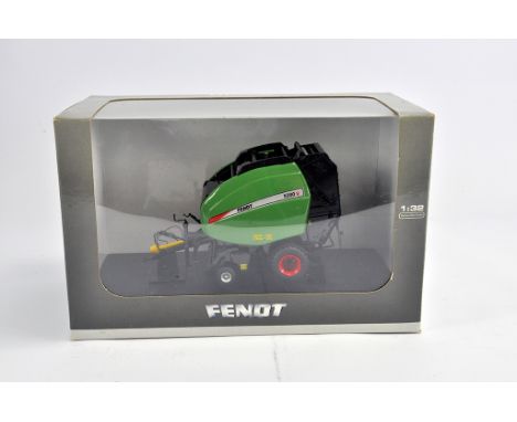 Universal Hobbies 1/32 Fendt 5200V Baler. M in Box (Some light smoke related staining to box). 