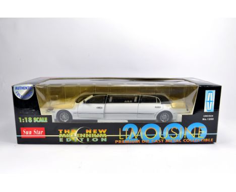 Sun Star 1/18 Lincoln 1260 Limousine. M in Box.