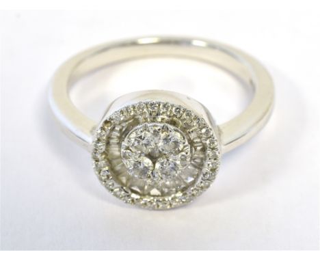 ILIANA 18K WHITE GOLD DIAMOMND HALO RING the mixed cut diamond circular halo measuring approx 11mm in diameter with the heigh