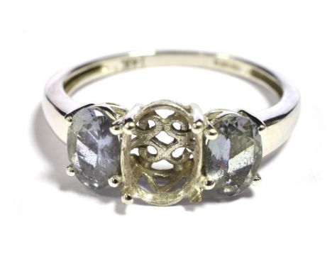 14KT WHITE GOLD GEM SET DRESS RING A/F Weight 3.2g