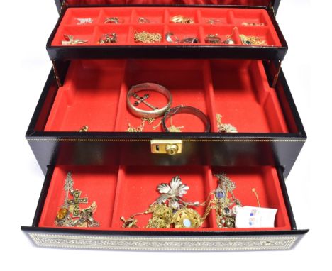 A CASED COLLECTION OF JEWELLERY To include gold and silver, vintage and modern
