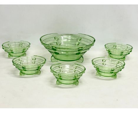A 6 piece vintage Art Deco style dessert set. Bowl measures 22.5x9cm 