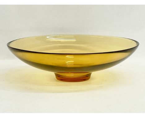 A vintage Amber Art Glass fruit bowl. 28x8cm. 