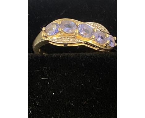 9ct Gold ring set with amethyst &amp; diamonds Size Q weight 2.9g