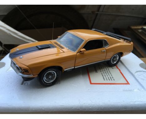 Franklin mint, boxed, diecast, 1:24 scale, 1970 Ford Mustang Mach 1