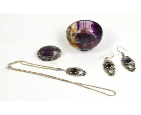 A small Blue John circular bowl, diameter 5cm (af), a Blue John brooch and a suite of Blue John and white metal jewellery com