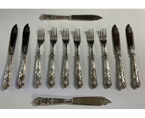 A set of six pairs of George V silver hafted fish knives and forks, Sheffield 1926 (12) 