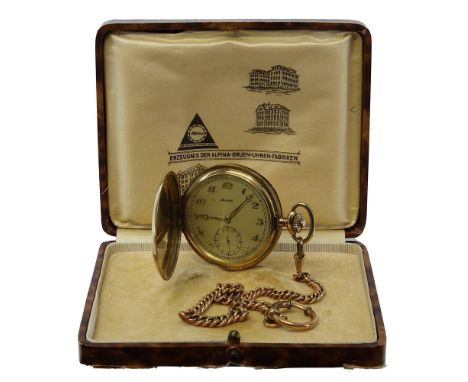 Alpina Savonette Taschenuhr in Gelbgold, Schweiz um 1920, Gehäuse mit 2 Uhrendeckeln aus Gold, gestempelt 585, Eichhörnchen u