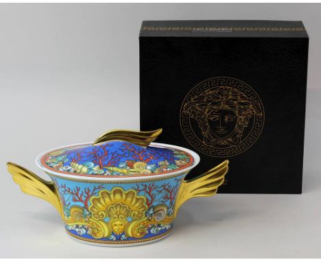 Rosenthal Versace Deckelterrine, 2. H. 20. Jh., Dekor "Les Tresors de la Me", Form "Ikarus" v. Paul Wunderlich, Porzellan, we