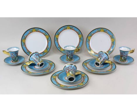 6 Versace Kaffeegedecke, Rosenthal, 2. H. 20. Jh., Dekor "Les Tresors de la Me", Form "Ikarus" v. Paul Wunderlich, Porzellan,
