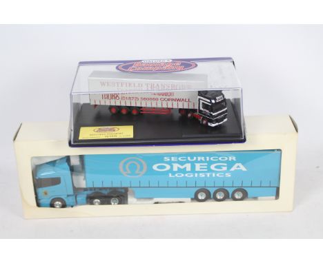 Oxford - Eligor - 2 x boxed trucks, a DAF XF in Westfield Transport livery number 538 of only 2000 produced # DAF02CS and a S
