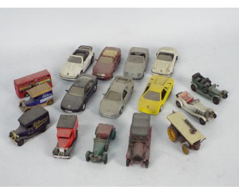 Matchbox Models of Yesteryear, Others - A small group of unboxed diecast vehicles in various scales including Matchbox MOY Y5