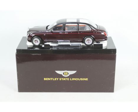 Paragon Models Bentley State Limousine. a replica of the presentation to Her Majesty The Queen on the occasion of her Golden 