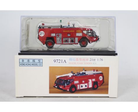 Hong Kong Model Co - A boxed diecast Hong Kong Model Co. 1:76 scale #9721A R/12 Major Foam Tender. The model in Hong Kong Air