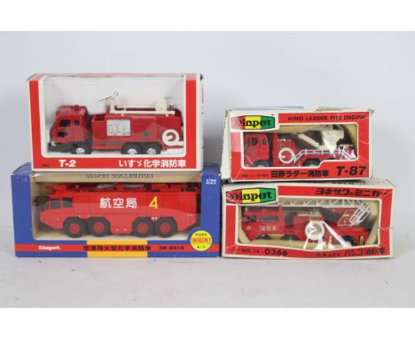 Diapet (Yonezawa) - Four boxed Japanese diecast Fire Engines from Diapet. Lot consists of Diapet #DK5015 1;54 scale Airport C