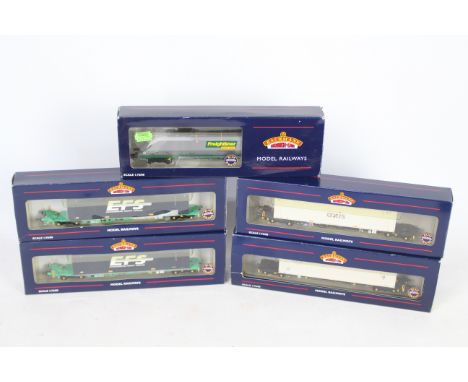 Bachmann - 2 x OO gauge twin pack Intermodal Bogie Wagons &amp; Containers in various liveries. # 37-301A / 2A. and a boxed 1