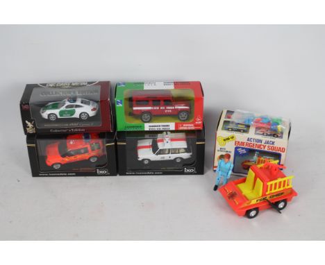 IXO, Satr Toys, NewRay. Road Signature - A small collection of five boxed diecast and plastic Emergency vehicles in various s