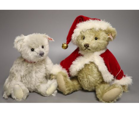 A limited edition Christmas Steiff box and certificate and a Steiff 'Loved' bear, box and certificate (2)