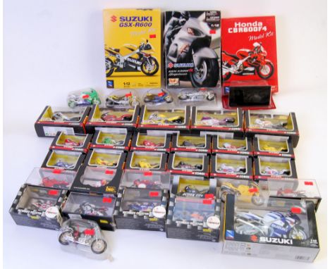 A large collection of modern diecast motorbike models. A large majority of the models are made by Corgi.&nbsp;

POSTAGE: Worl