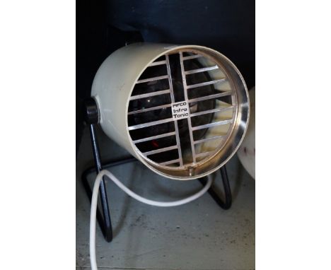A retro Pifco infra tonic lamp (sold electrically untested).