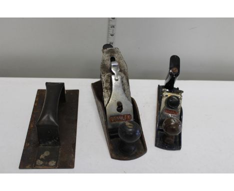 Two Wood Planers,1 Stanley 1 Anant and a Plastering trowel 