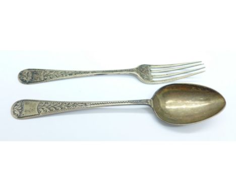 A silver christening fork and spoon, Birmingham 1900, 44g