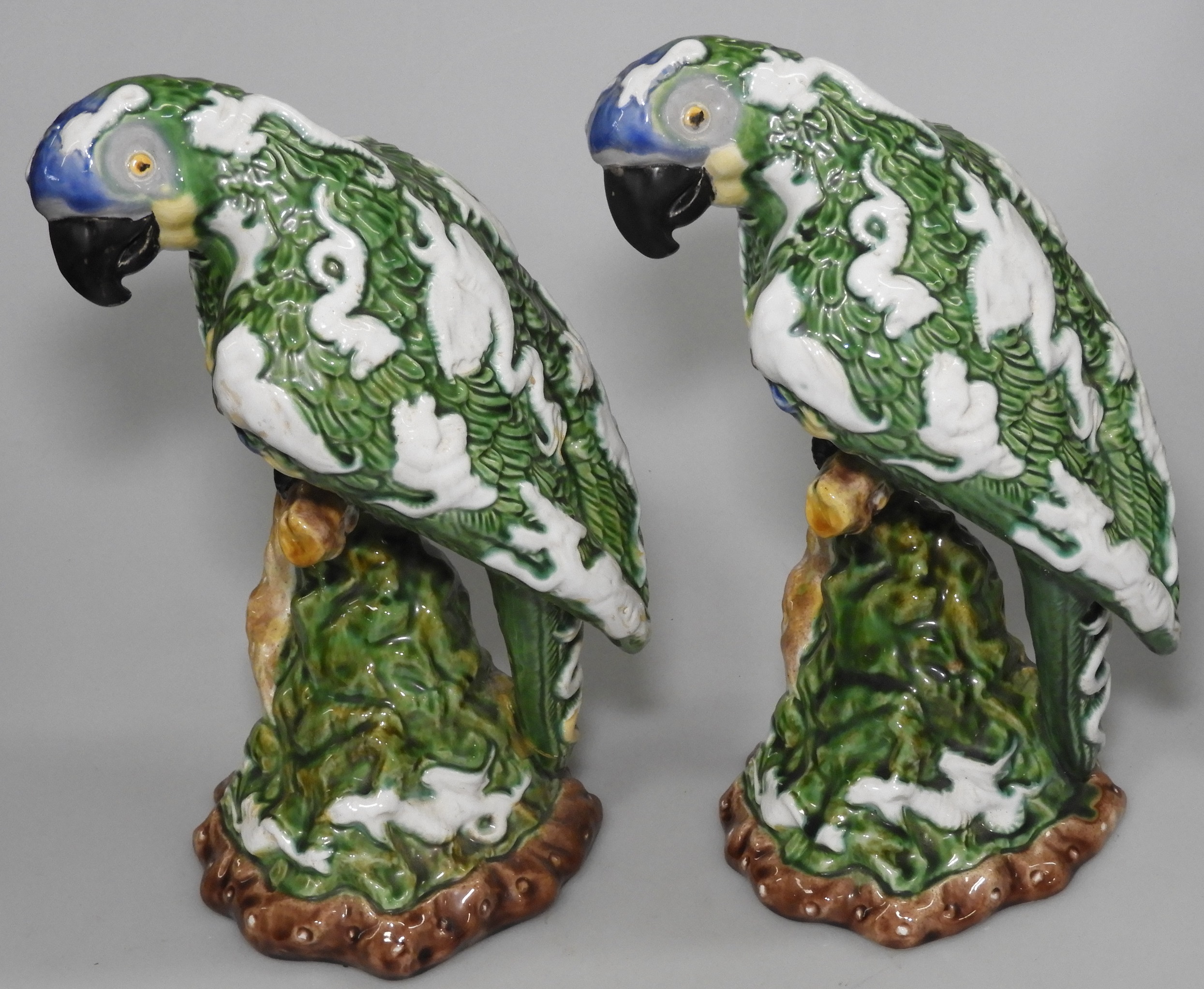 PAIR OF CERAMIC PARROTS