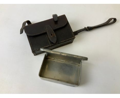 Hunting Sandwich Tin in Leather Case 