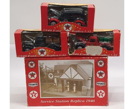Texaco Old Timer Collection Replica 1940 Service Station &amp; 3&nbsp;Vehicles, boxed. &nbsp;Although unchecked for completen