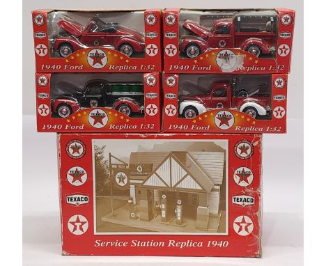 Texaco Old Timer Collection Replica 1940 Service Station &amp; Complete Set of 4 Vehicles, boxed. &nbsp;Although unchecked fo